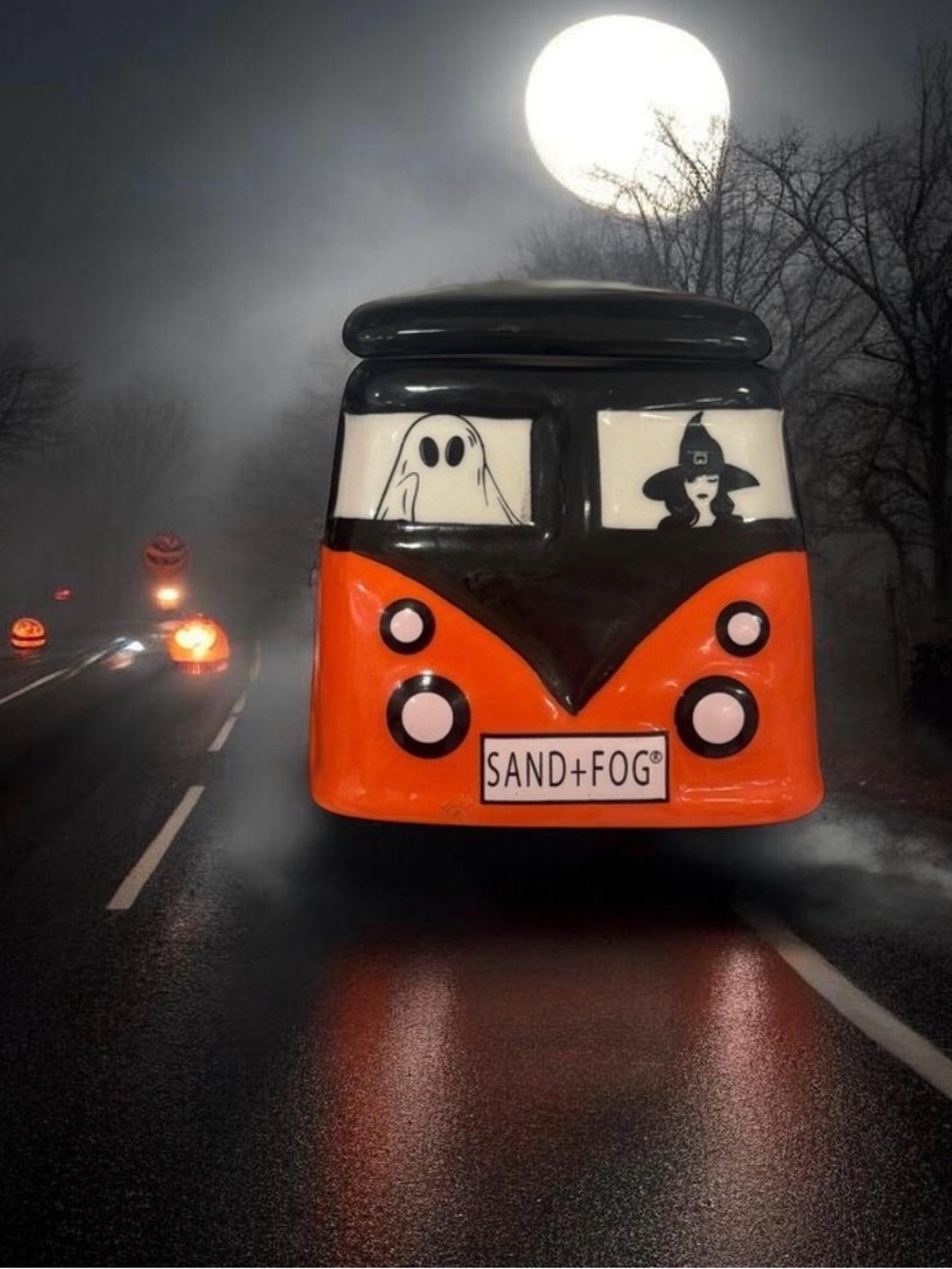 🎃 🚐 Sand + Fog Witch and Ghost Halloween Van Candle 👻🧙♀️🧡🖤